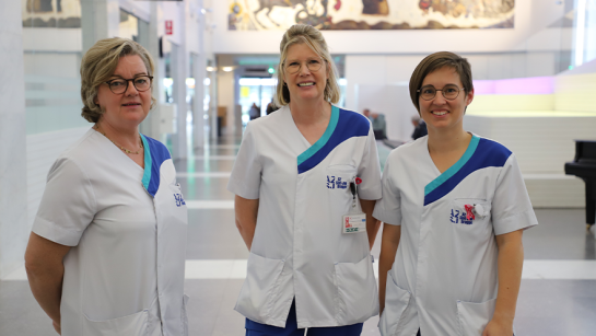 Groepsfoto medewerkers Borstkliniek AZ Sint-Jan Brugge